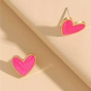 New! 💕 Dainty Pink & Gold Enameled Heart Shaped Boutique Stud Earrings